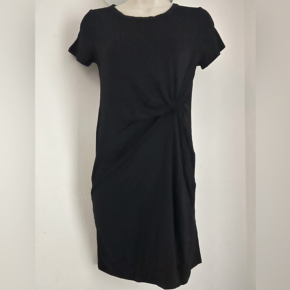 Black stretch party dress, women’s size small never worn by Brit and Bri…